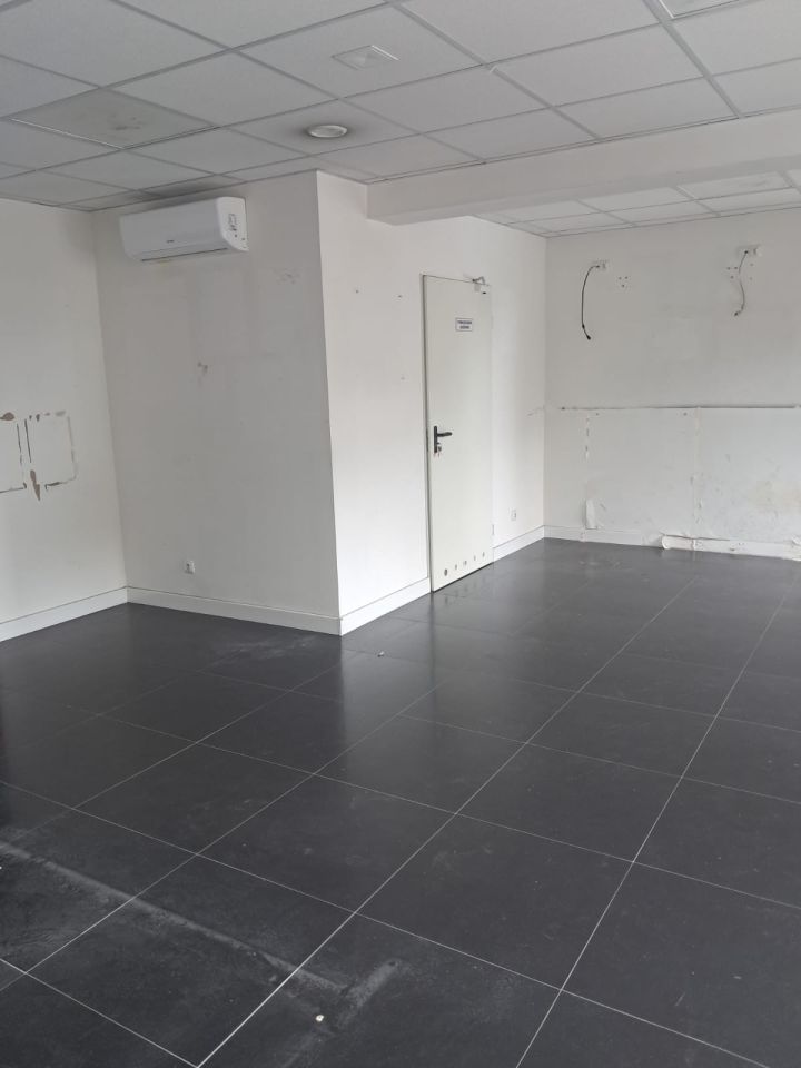 Lokal Kalisz Centrum, ul. Górnośląska. Zdjęcie 4