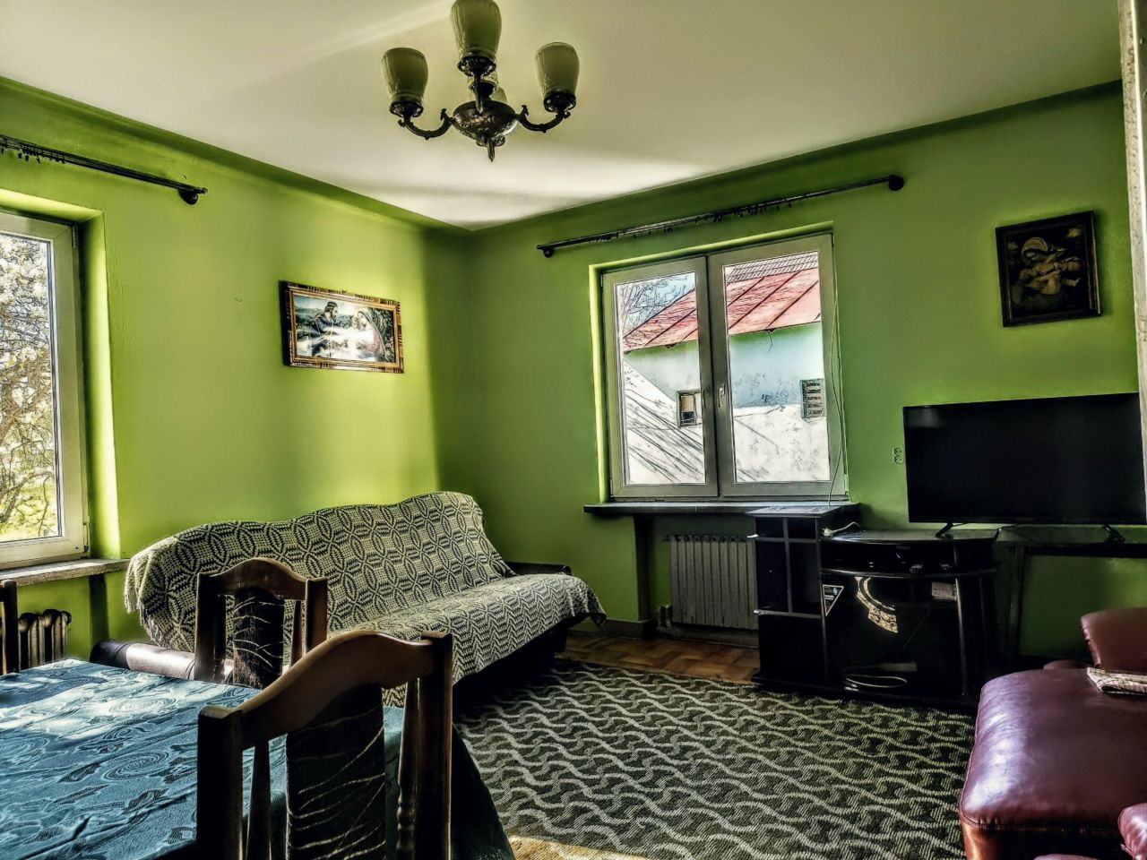 dom wolnostojący, 2 pokoje Zalesie. Zdjęcie 7