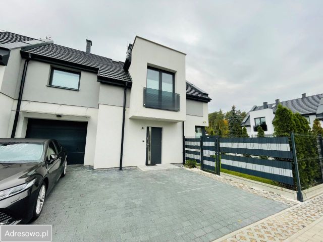 dom szeregowy, 4 pokoje Pomiechówek, ul. Harcerska. Zdjęcie 1