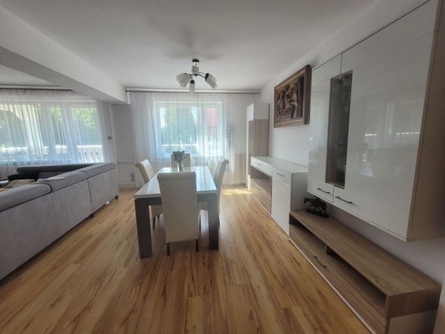 bliźniak, 7 pokoi Płoty. Zdjęcie 1