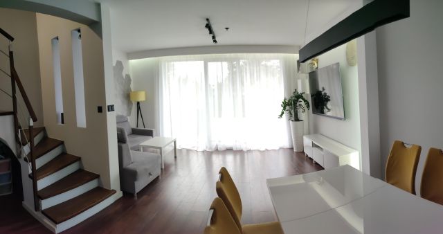 dom szeregowy, 4 pokoje Łódź Andrzejów, ul. Tadeusza Gajcego. Zdjęcie 1