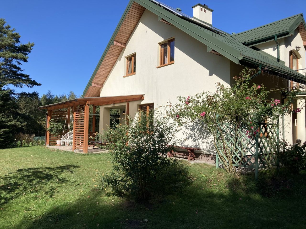 dom wolnostojący, 5 pokoi Bukowiec nad Pilicą. Zdjęcie 1