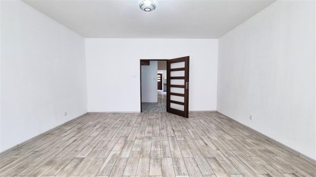 Mieszkanie 3-pokojowe Szczecinek, ul. Boh. Warszawy. Zdjęcie 10