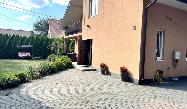 dom wolnostojący, 6 pokoi Wołomin