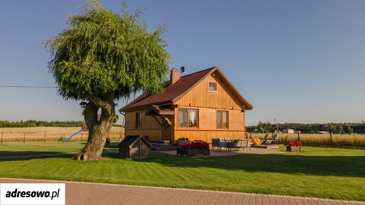 dom wolnostojący, 3 pokoje Skurgwy. Zdjęcie 1