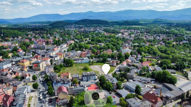 kamienica, 21 pokoi Jelenia Góra Centrum. Zdjęcie 2