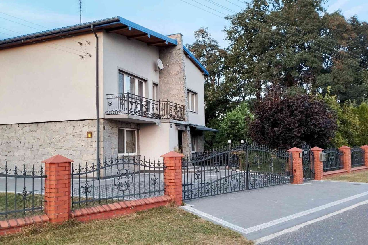 dom wolnostojący, 5 pokoi Czastary, ul. Reymonta