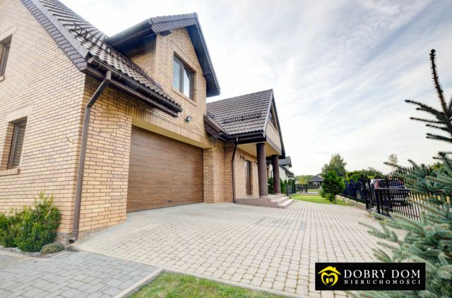 dom wolnostojący, 5 pokoi Brończany. Zdjęcie 9