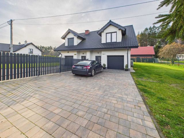 bliźniak, 3 pokoje Brąswałd. Zdjęcie 1