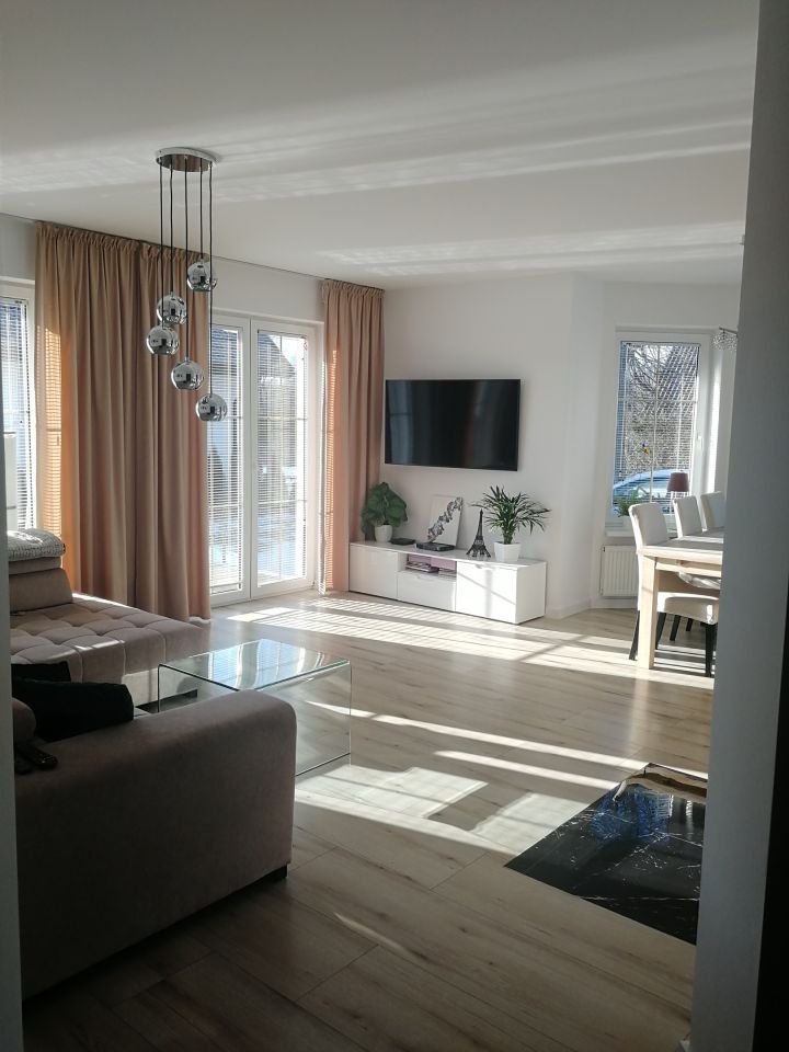 dom wolnostojący, 4 pokoje Ciężkowiczki. Zdjęcie 3