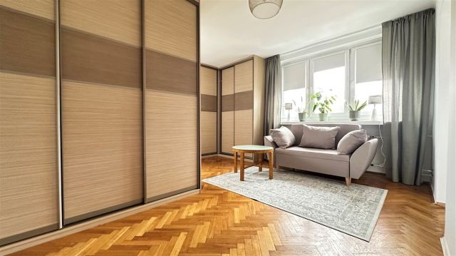 Mieszkanie 1-pokojowe Katowice Śródmieście, ul. Henryka Sienkiewicza. Zdjęcie 1