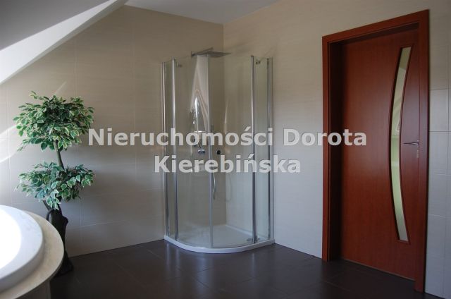 dom wolnostojący, 5 pokoi Chotomów, ul. Szczęśliwa. Zdjęcie 28