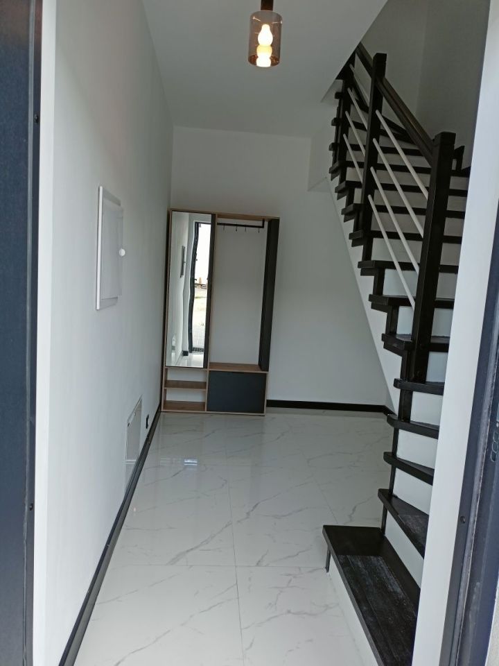 Mieszkanie 4-pokojowe Konin Międzylesie. Zdjęcie 4