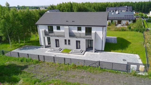 bliźniak, 4 pokoje Strzeżenice. Zdjęcie 2