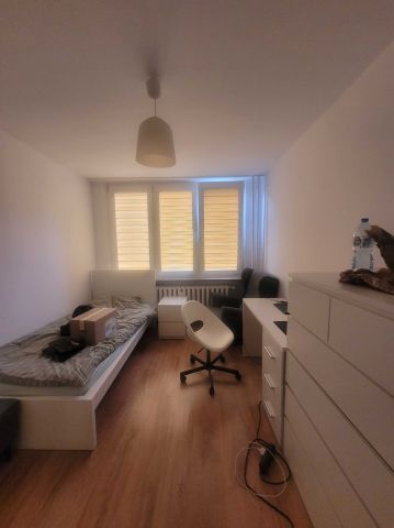 Mieszkanie 3-pokojowe Warszawa Bródno. Zdjęcie 1