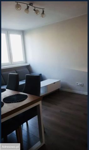 Mieszkanie 3-pokojowe Łódź Dąbrowa, ul. Zbaraska. Zdjęcie 1