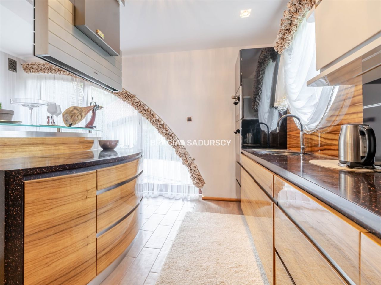 dom wolnostojący, 5 pokoi Myślenice Zarabie, ul. Bukowa. Zdjęcie 15