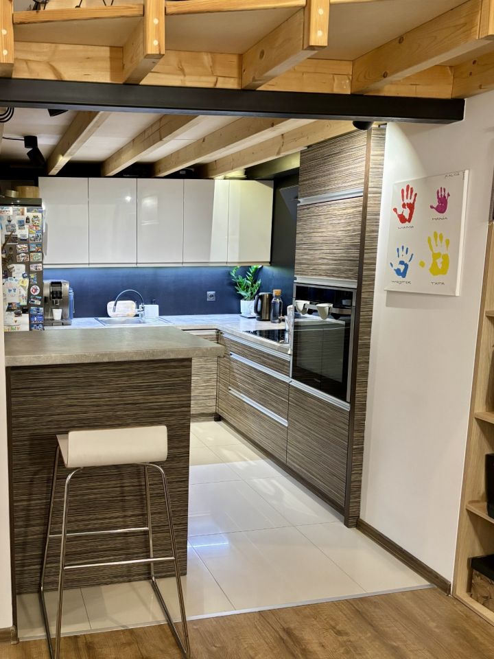 Mieszkanie 4-pokojowe Kalisz Centrum, ul. Dobrzecka. Zdjęcie 5