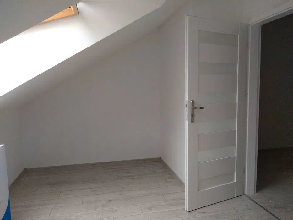 Mieszkanie 2-pokojowe Knurów. Zdjęcie 3