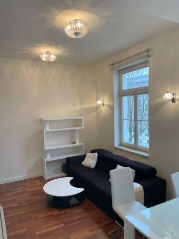 Mieszkanie 2-pokojowe Warszawa Śródmieście, ul. Piękna. Zdjęcie 1