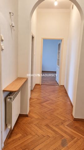 Mieszkanie 3-pokojowe Kraków Stare Miasto, ul. Marii Skłodowskiej-Curie. Zdjęcie 9