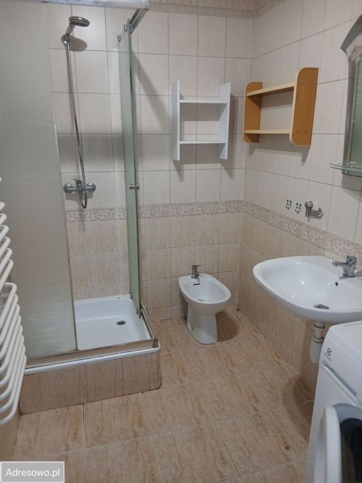 dom wolnostojący, 2 pokoje Chobanin. Zdjęcie 3