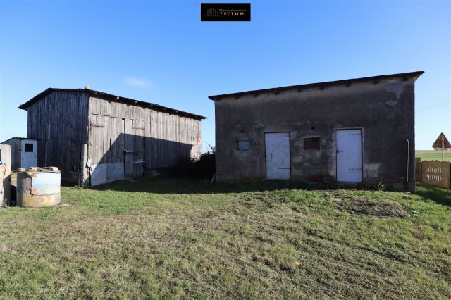 dom wolnostojący, 2 pokoje Komasin. Zdjęcie 2