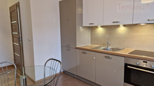 Mieszkanie 3-pokojowe Warszawa, ul. Garażowa. Zdjęcie 5