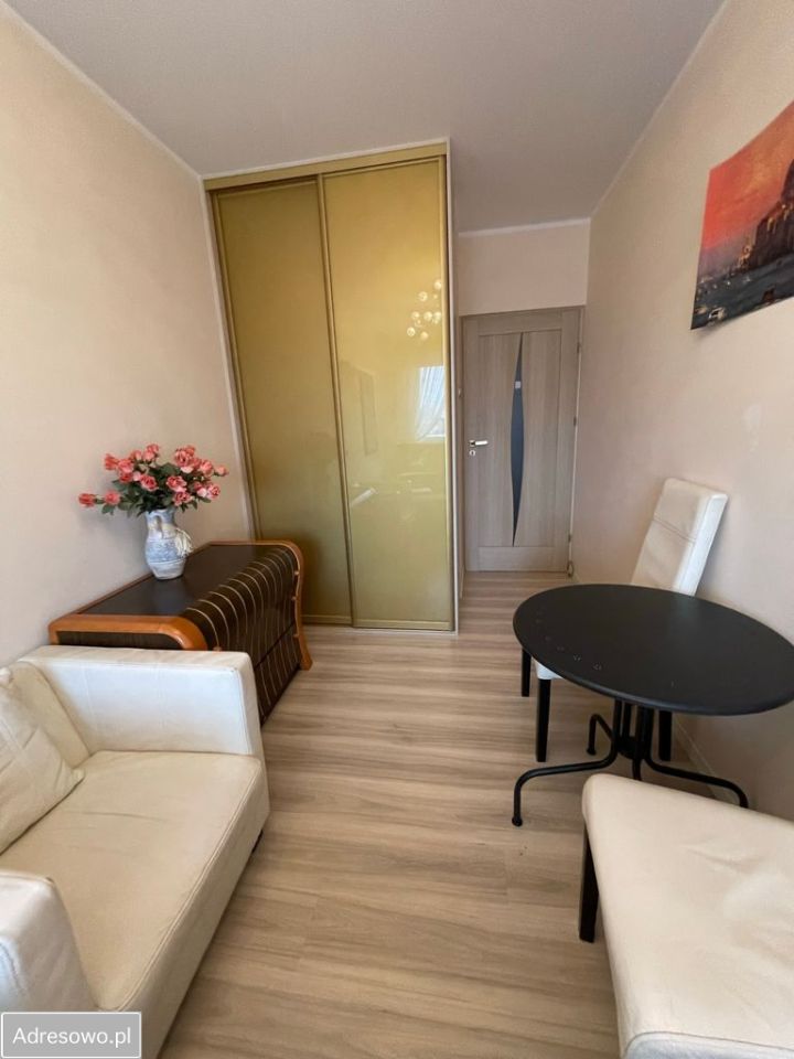 Mieszkanie 4-pokojowe Wrocław Krzyki, ul. Powstańców Śląskich. Zdjęcie 1