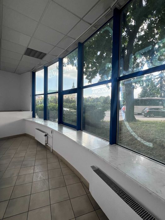 Lokal Rzeszów Śródmieście, al. Józefa Piłsudskiego. Zdjęcie 3