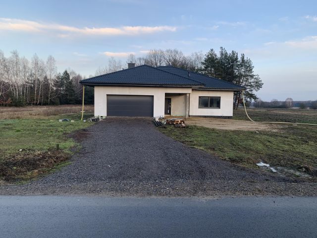 dom wolnostojący, 3 pokoje Kozioł. Zdjęcie 1