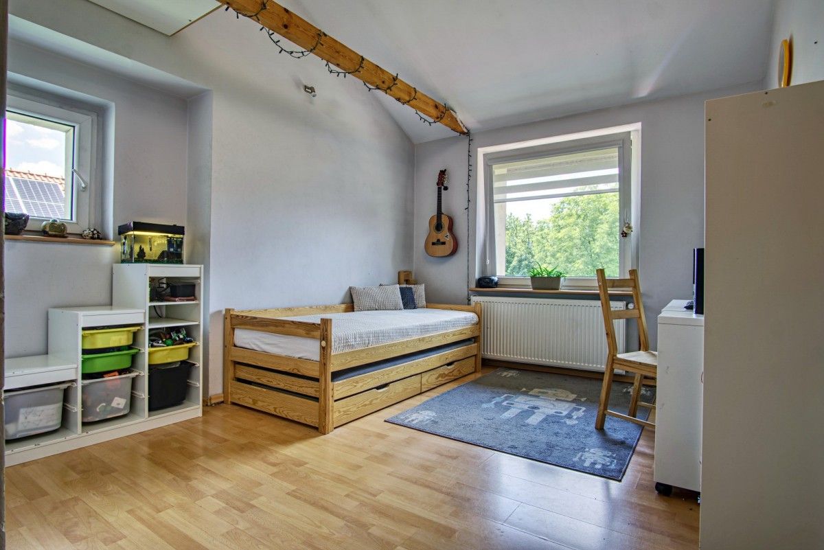 dom wolnostojący, 6 pokoi Tychy Cielmice, ul. Bieruńska. Zdjęcie 5