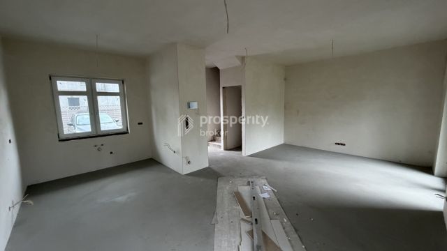 dom szeregowy, 5 pokoi Warszawa Wawer, ul. Heliotropów. Zdjęcie 3