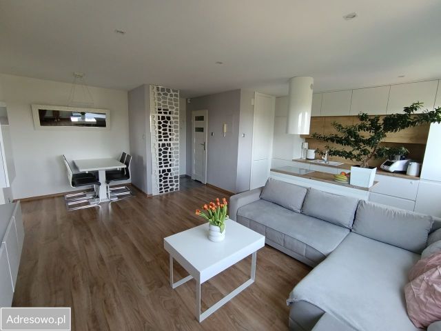 Mieszkanie 2-pokojowe Częstochowa Tysiąclecie, ul. Kwiatkowskiego. Zdjęcie 1