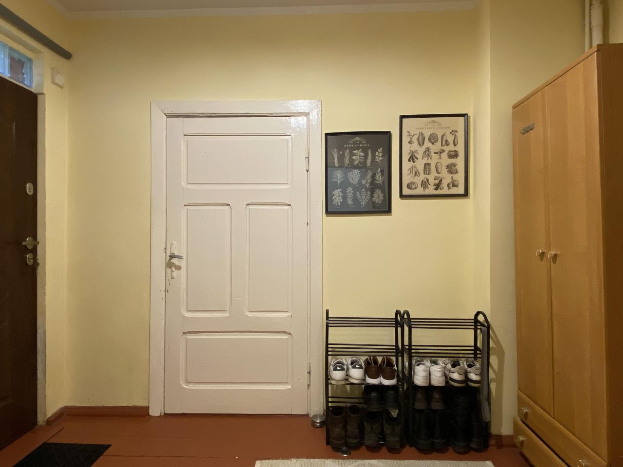 dom wolnostojący, 2 pokoje Otanów. Zdjęcie 14