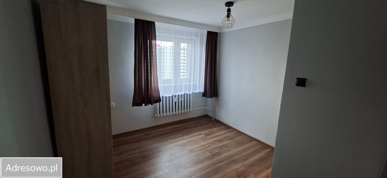 Mieszkanie 3-pokojowe Katowice os. Tysiąclecia, ul. Tysiąclecia. Zdjęcie 6