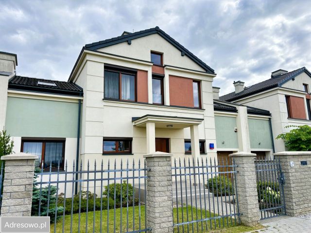 dom szeregowy, 6 pokoi Zamienie, ul. Arakowa. Zdjęcie 1