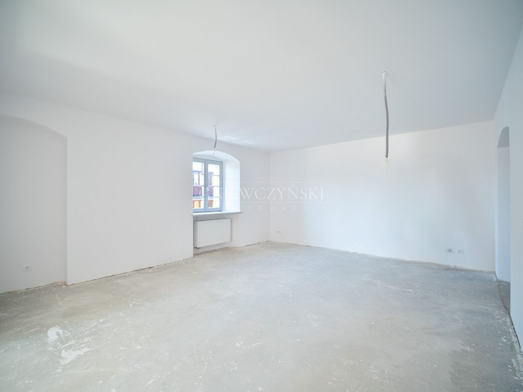 Mieszkanie 3-pokojowe Grodków, rynek Rynek. Zdjęcie 2