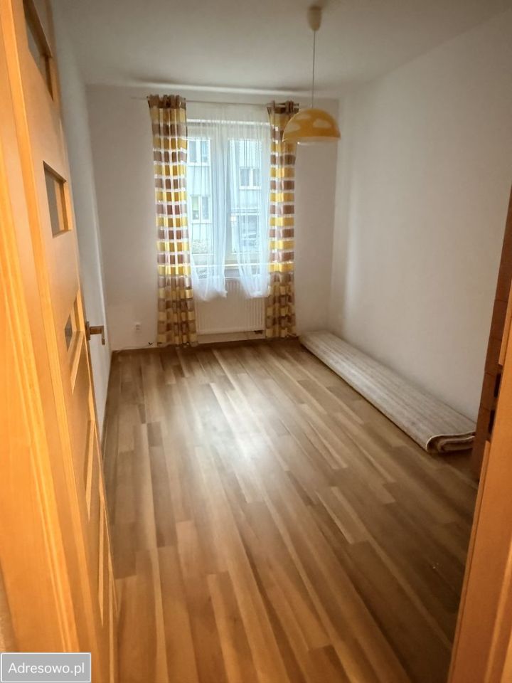 Mieszkanie 3-pokojowe Jelcz-Laskowice, ul. Władysława Grabskiego. Zdjęcie 3