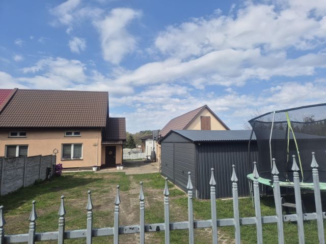 dom wolnostojący, 3 pokoje Chwarstnica, ul. Polna. Zdjęcie 1