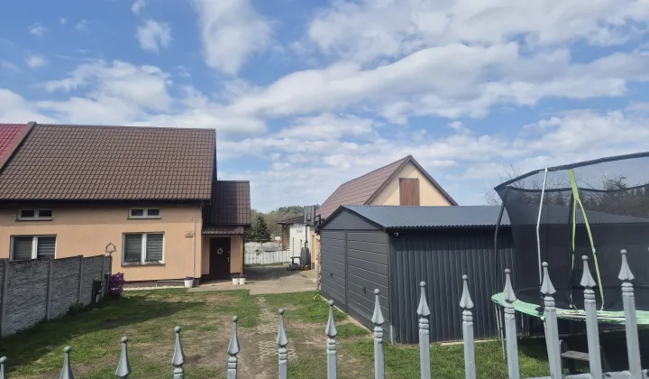 dom wolnostojący, 3 pokoje Chwarstnica, ul. Polna