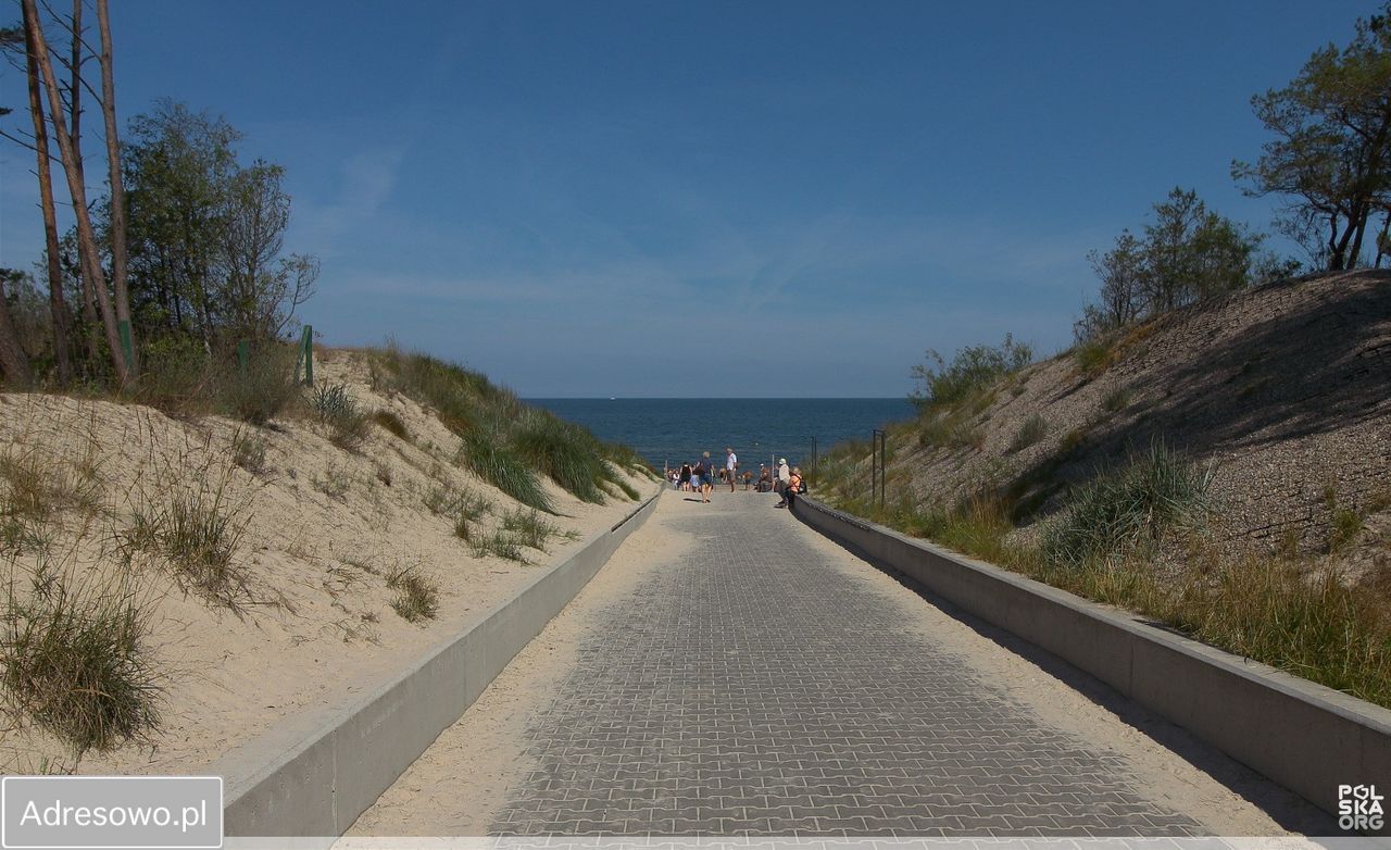 bliźniak, 4 pokoje Międzywodzie, ul. Szkolna. Zdjęcie 18