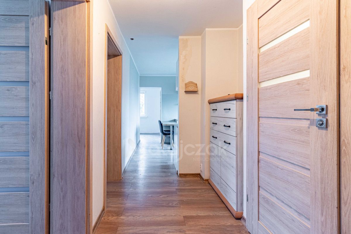 dom wolnostojący, 6 pokoi Rumia. Zdjęcie 9