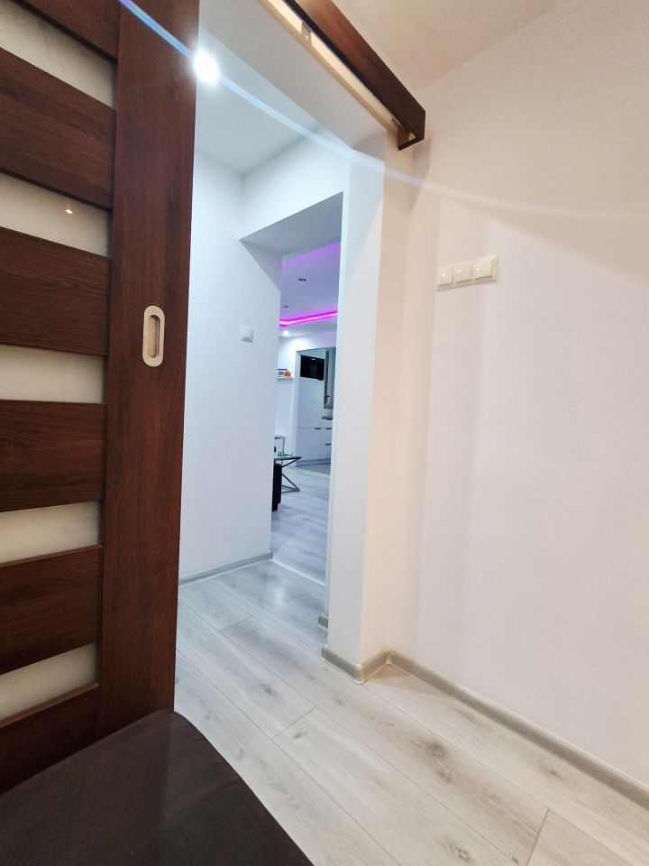 Mieszkanie 3-pokojowe Toruń Mokre, ul. Polskiego Czerwonego Krzyża. Zdjęcie 11