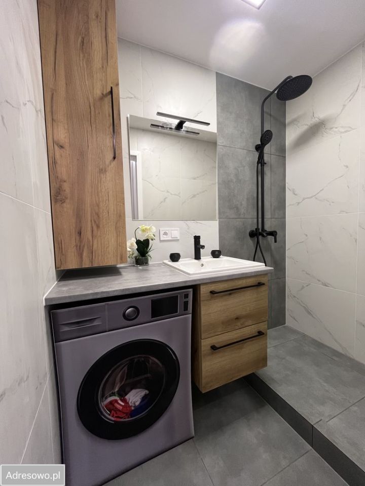 Mieszkanie 3-pokojowe Tomaszów Mazowiecki, ul. Dzieci Polskich. Zdjęcie 2