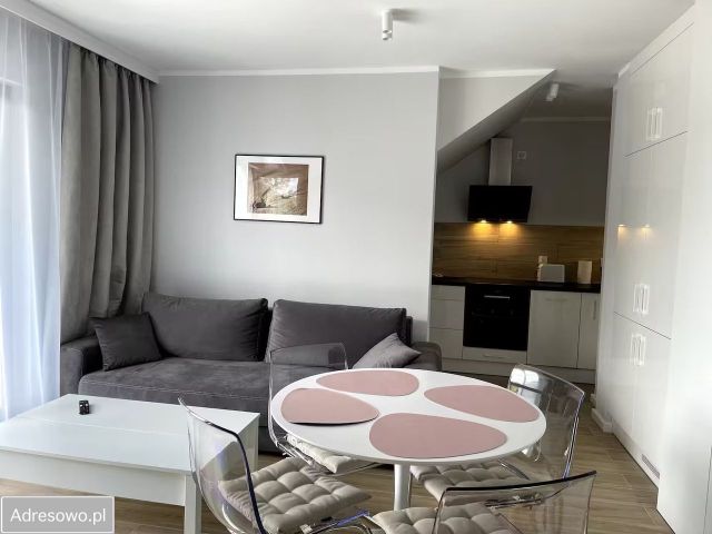 Mieszkanie 2-pokojowe Międzywodzie, ul. Szkolna. Zdjęcie 1