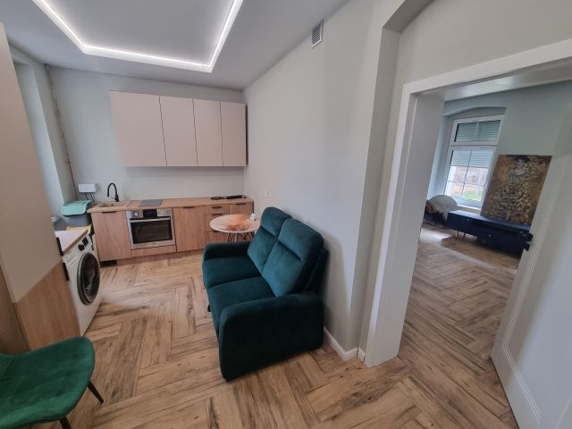 Mieszkanie 2-pokojowe Jelenia Góra Centrum, ul. Pijarska. Zdjęcie 1