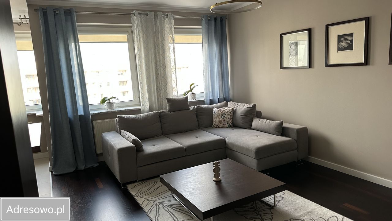 Mieszkanie 3-pokojowe Warszawa Praga-Południe, al. Stanów Zjednoczonych. Zdjęcie 1