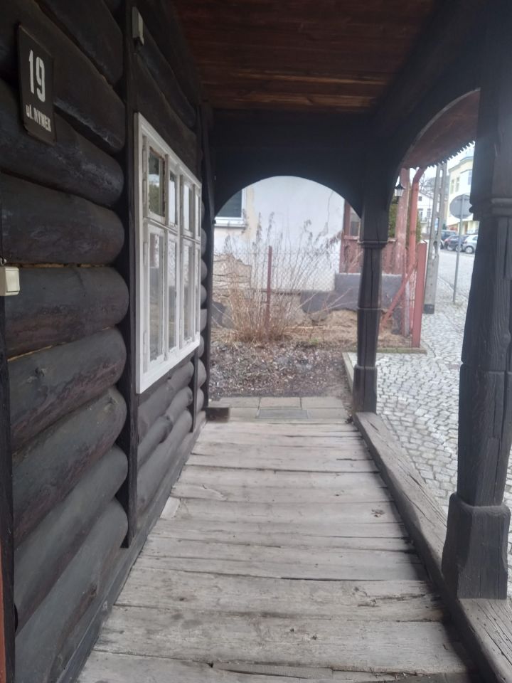 dom wolnostojący, 3 pokoje Pruchnik Pruchnik-Miasto, ul. Rynek. Zdjęcie 2