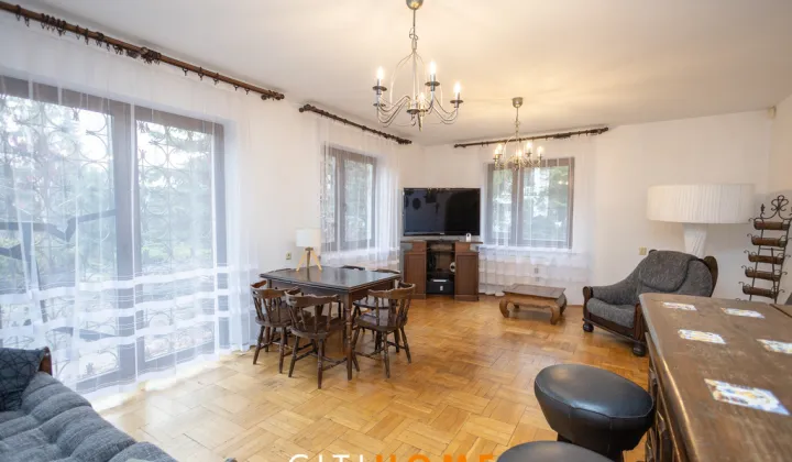 dom wolnostojący, 6 pokoi Łomianki